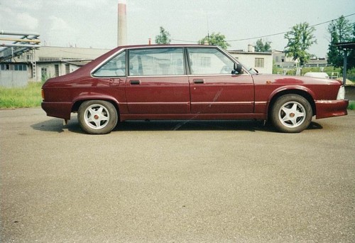 TATRA 700 Tatra 613 Milong M 95