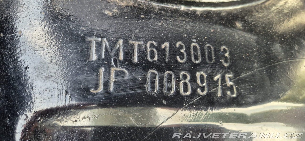 T613_3_008915_14