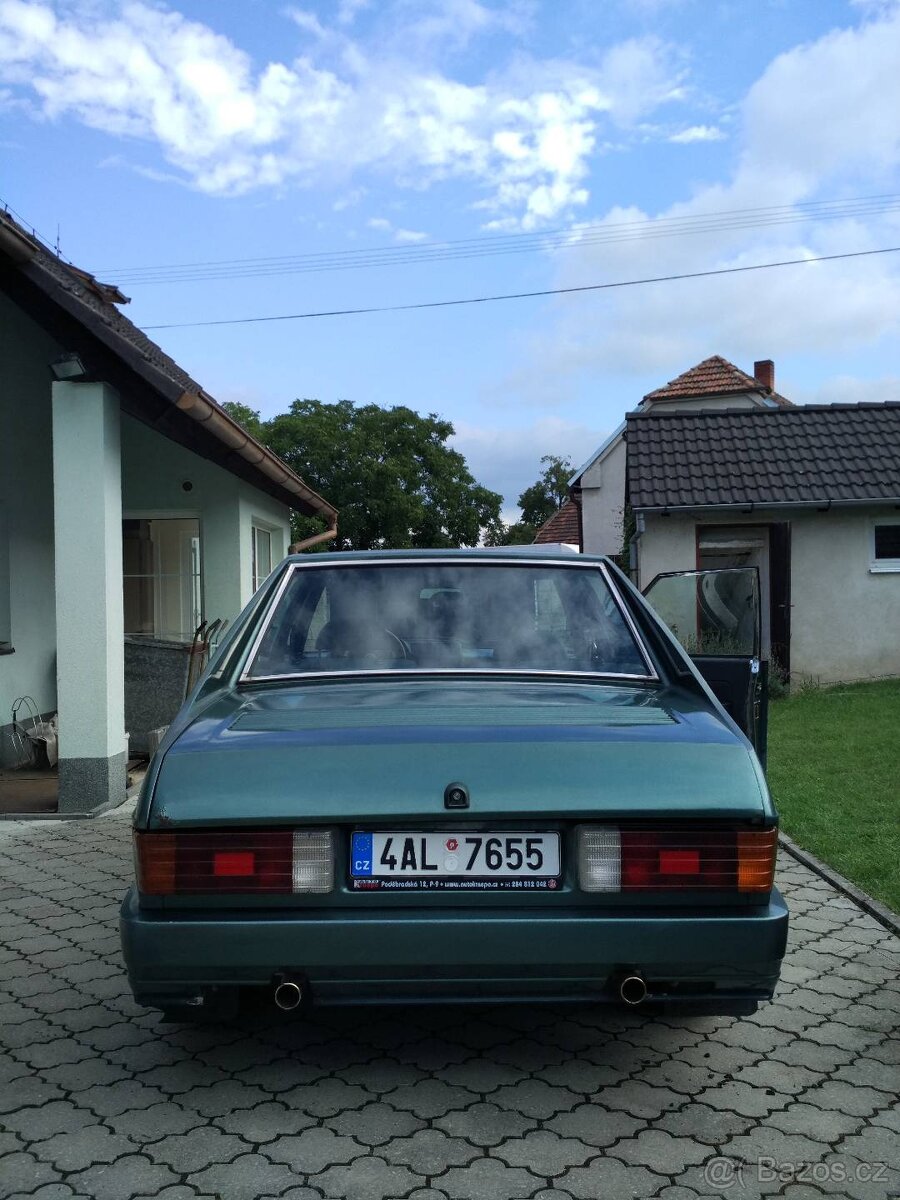 T613_4_Mi_long_011735_02