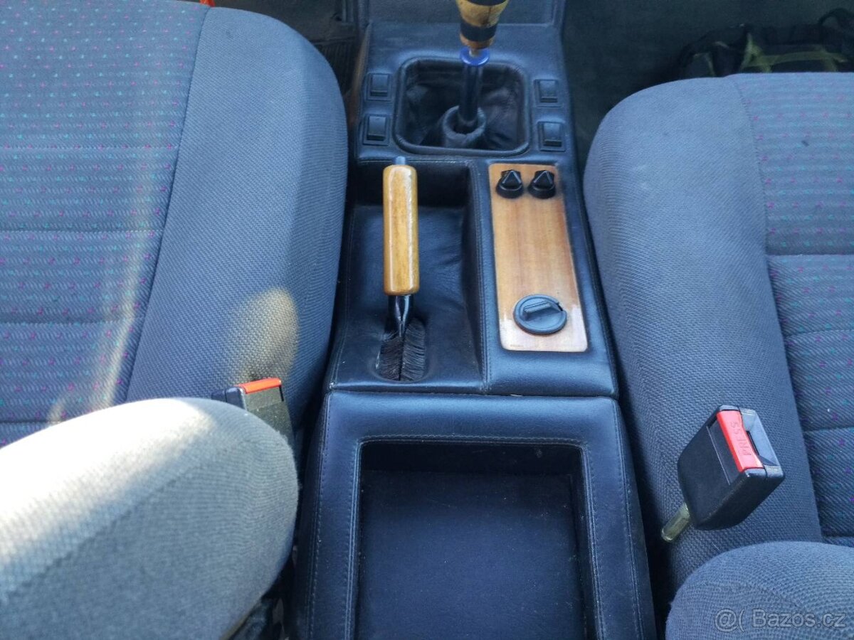 T613_4_Mi_long_011735_05